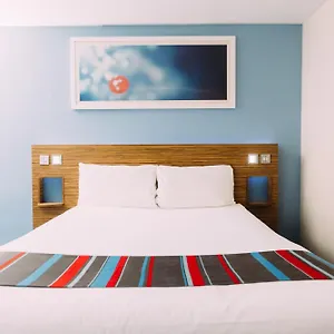 Travelodge 3* Belfast