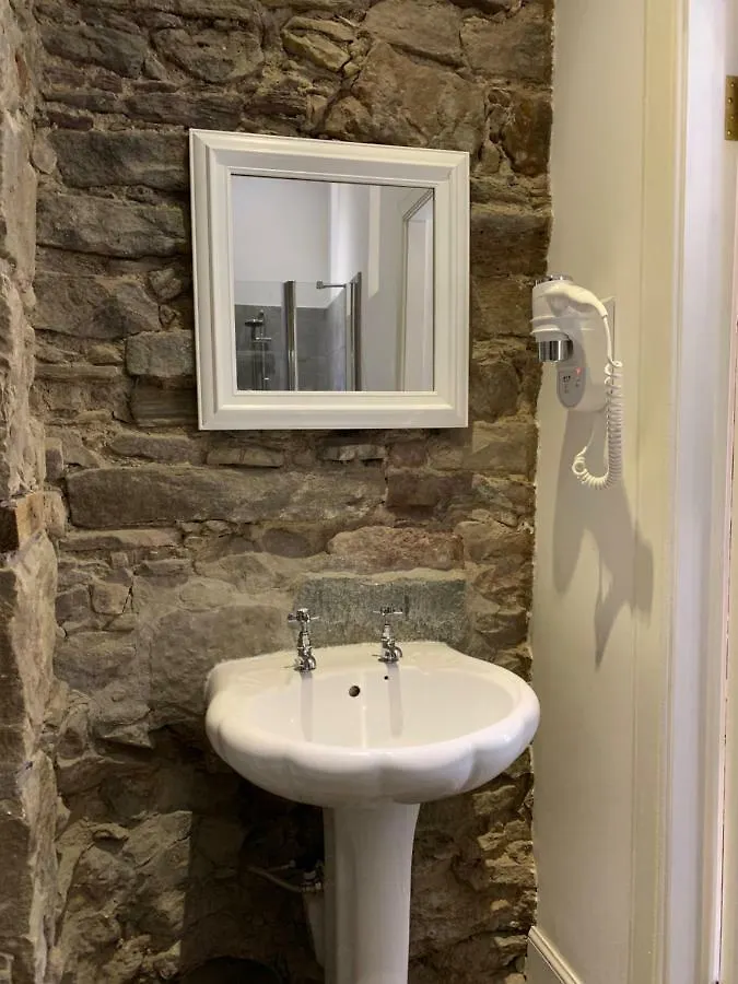 Royal Mile Suites By The Castle Edinburgh